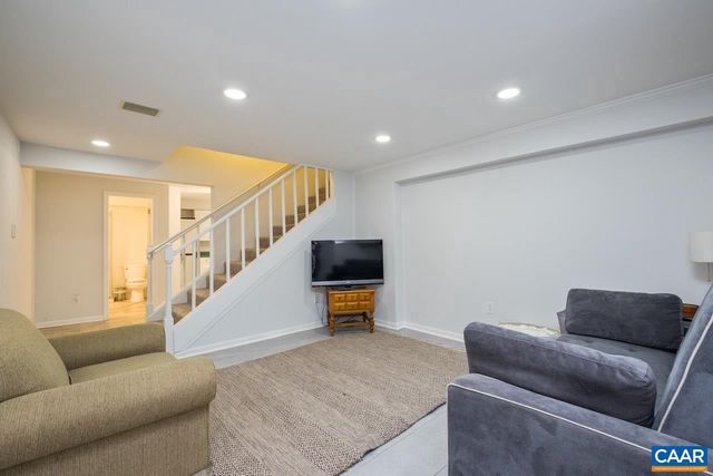 168 LAKELAND LN, Faber, VA 22938