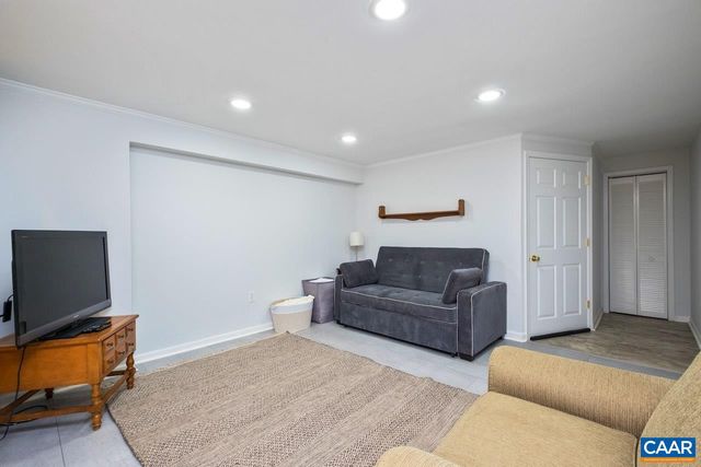 168 LAKELAND LN, Faber, VA 22938