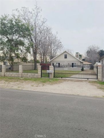 1087 E 2nd Street, San Bernardino, CA 92408