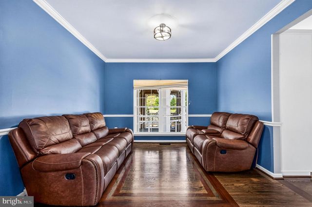 413 CROSMAN CT, Purcellville, VA 20132