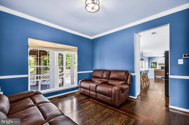 413 CROSMAN CT, Purcellville, VA 20132