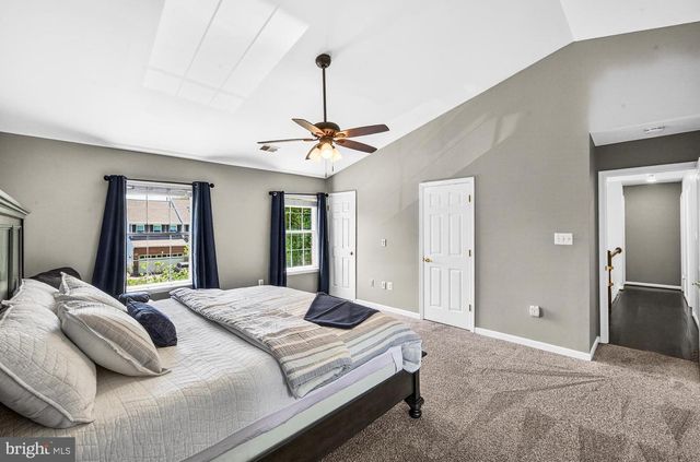 413 CROSMAN CT, Purcellville, VA 20132