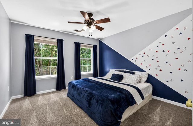 413 CROSMAN CT, Purcellville, VA 20132