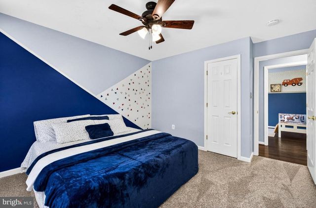 413 CROSMAN CT, Purcellville, VA 20132