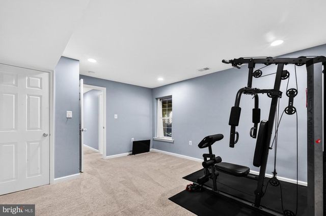 413 CROSMAN CT, Purcellville, VA 20132