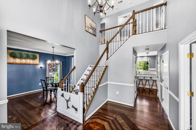 413 CROSMAN CT, Purcellville, VA 20132