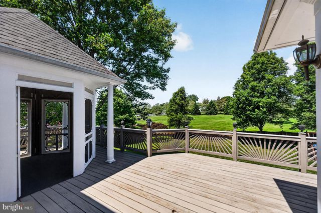 413 CROSMAN CT, Purcellville, VA 20132