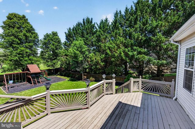 413 CROSMAN CT, Purcellville, VA 20132