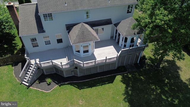 413 CROSMAN CT, Purcellville, VA 20132