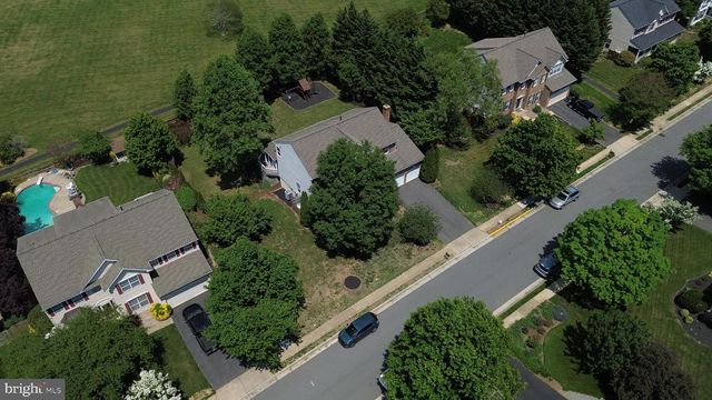 413 CROSMAN CT, Purcellville, VA 20132