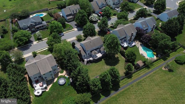 413 CROSMAN CT, Purcellville, VA 20132