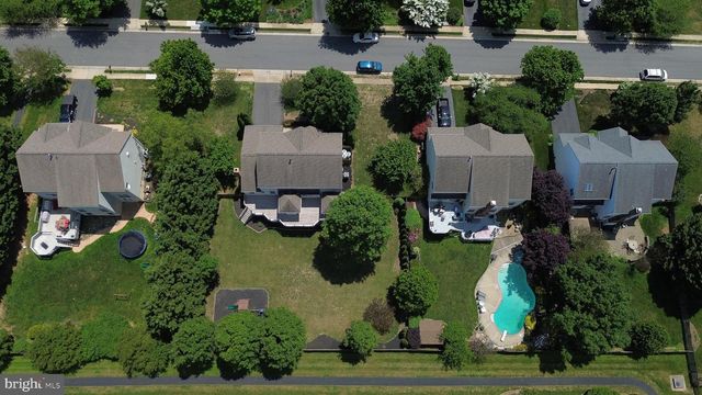 413 CROSMAN CT, Purcellville, VA 20132