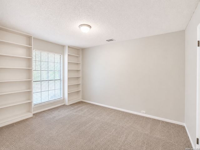16606 MARTINS FERRY ST, San Antonio, TX 78247