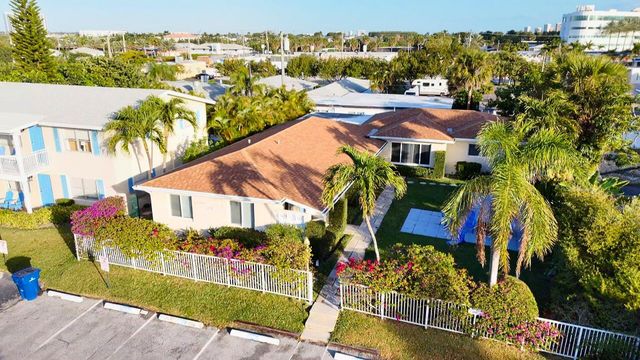 1258 Beach Road 5, Singer Island, FL 33404
