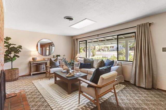 4231 Marshall Ave, Carmichael, CA 95608