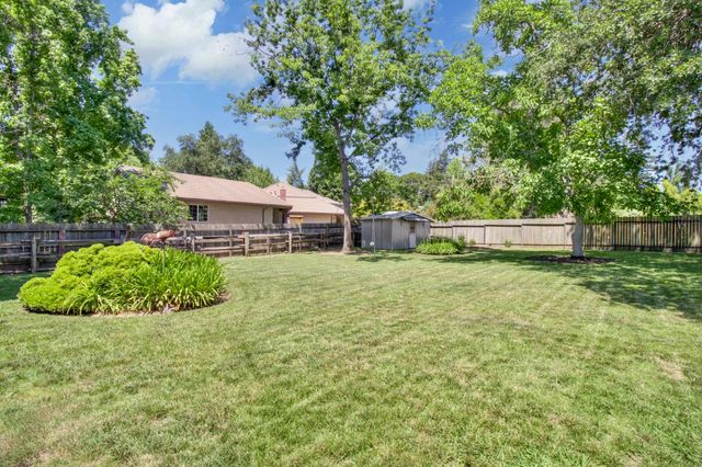 4231 Marshall Ave, Carmichael, CA 95608