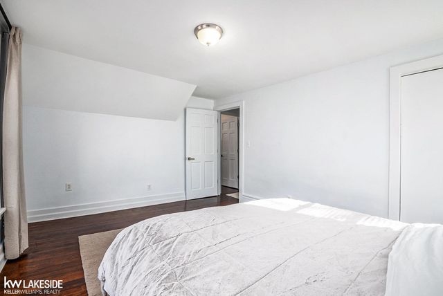 1322 Catalpa Drive, Berkley, MI 48072