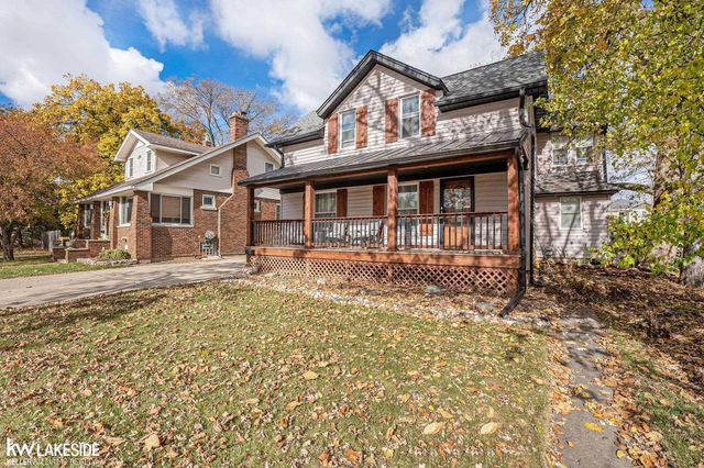 1322 Catalpa Drive, Berkley, MI 48072