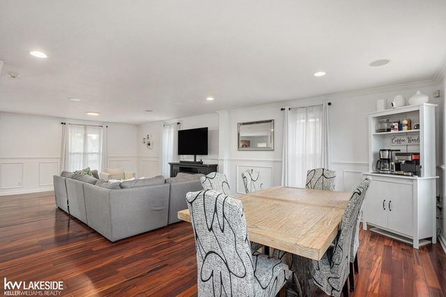 1322 Catalpa Drive, Berkley, MI 48072