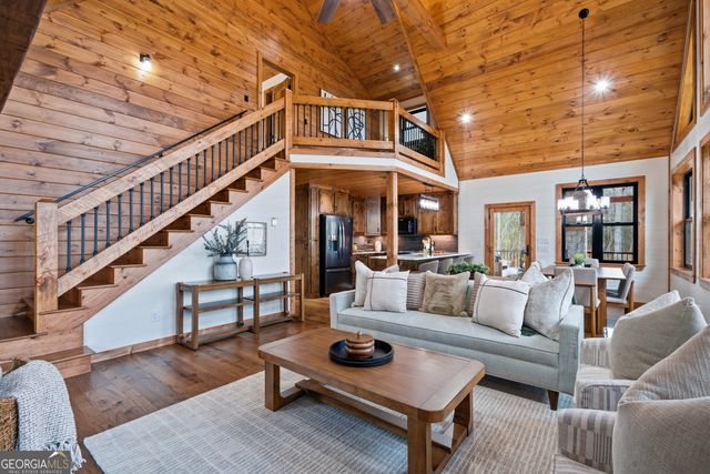 345 Big Oak Lane, Blue Ridge, GA 30513