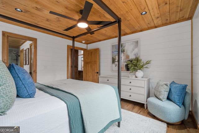 345 Big Oak Lane, Blue Ridge, GA 30513