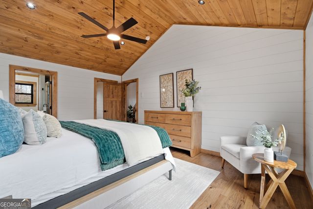 345 Big Oak Lane, Blue Ridge, GA 30513