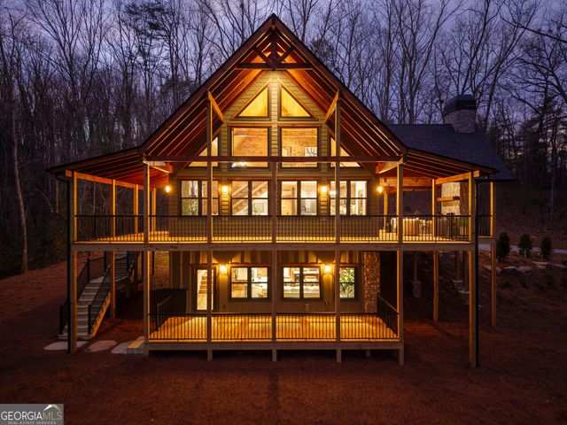 345 Big Oak Lane, Blue Ridge, GA 30513