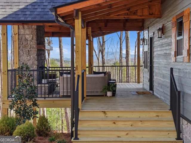 345 Big Oak Lane, Blue Ridge, GA 30513