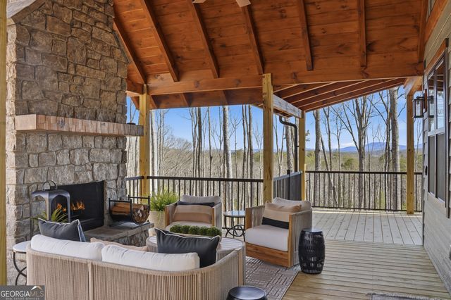 345 Big Oak Lane, Blue Ridge, GA 30513