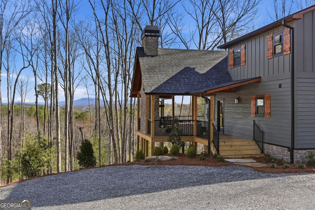 345 Big Oak Lane, Blue Ridge, GA 30513