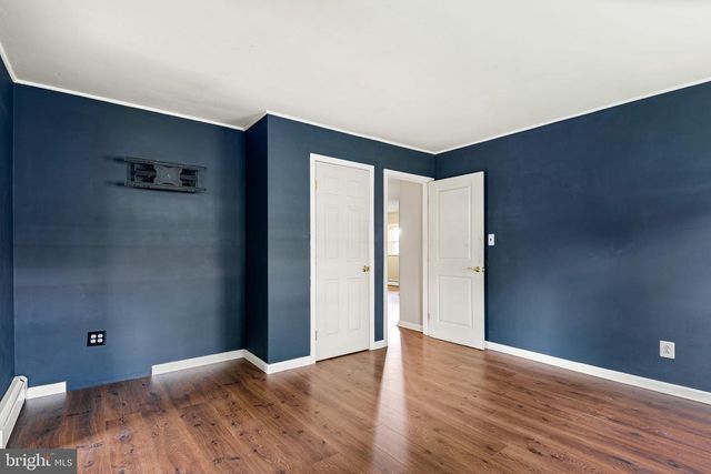 9 KULLEN DR, Newark, DE 19713