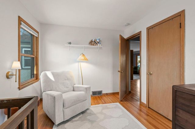 1521 Atlantic Street, Saint Paul, MN 55106