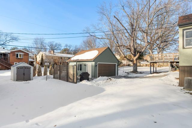 1521 Atlantic Street, Saint Paul, MN 55106