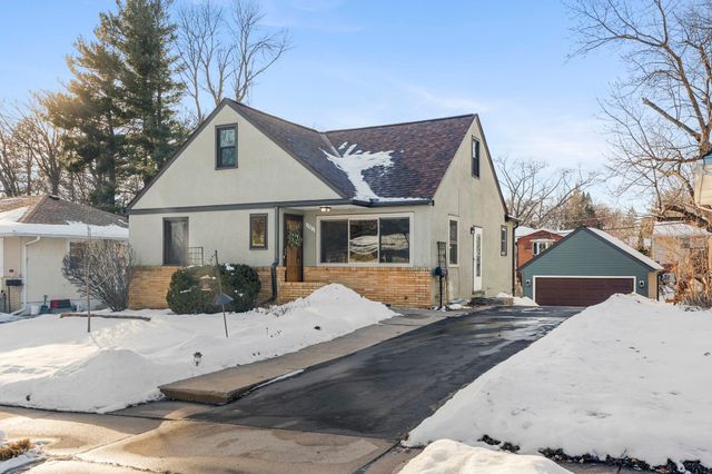 1521 Atlantic Street, Saint Paul, MN 55106