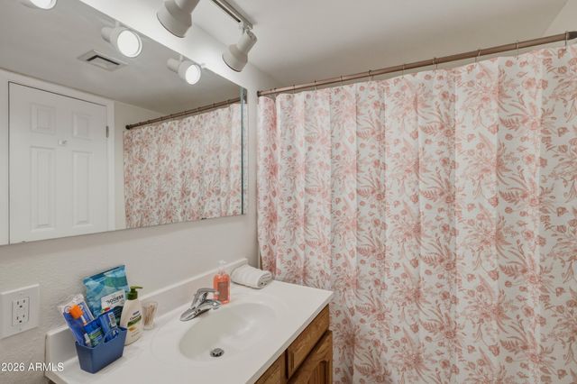 709 S POWER Road 205, Mesa, AZ 85206