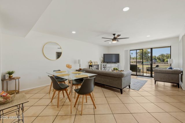 709 S POWER Road 205, Mesa, AZ 85206