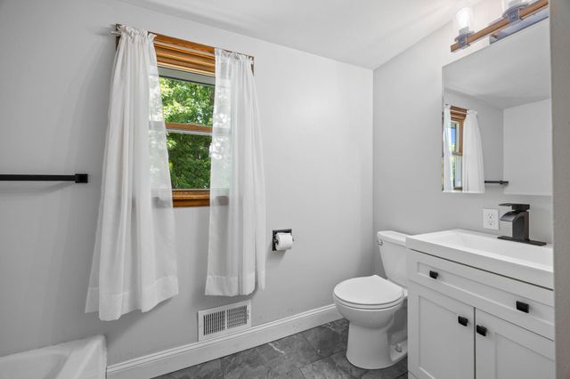 1033 Dayton Avenue, Saint Paul Park, MN 55071