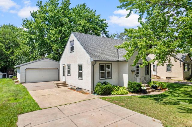 1033 Dayton Avenue, Saint Paul Park, MN 55071