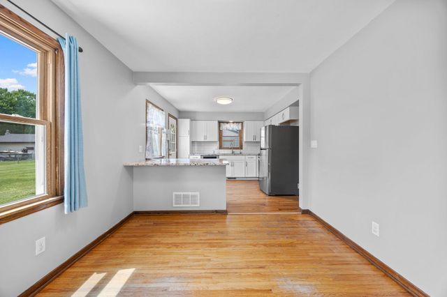 1033 Dayton Avenue, Saint Paul Park, MN 55071