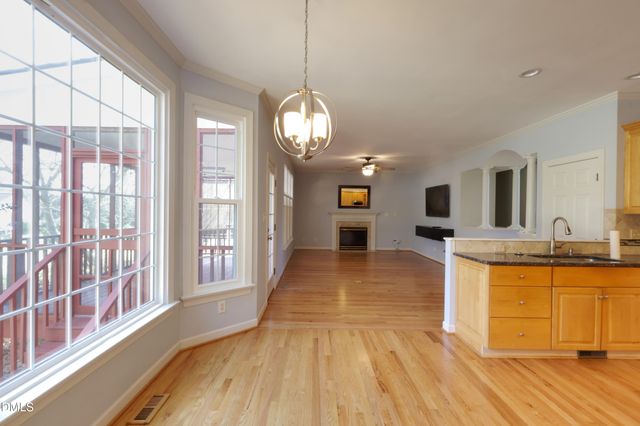 2504 Pennyshire Lane, Raleigh, NC 27606