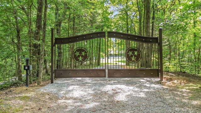 2661 Tinnin Rd, Goodlettsville, TN 37072