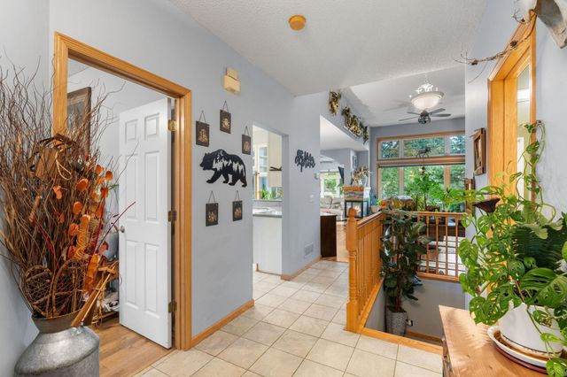 15135 Crestview Circle, Rosemount, MN 55068