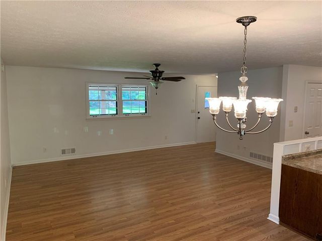 6103 Lake Lanier Heights Road, Buford, GA 30518