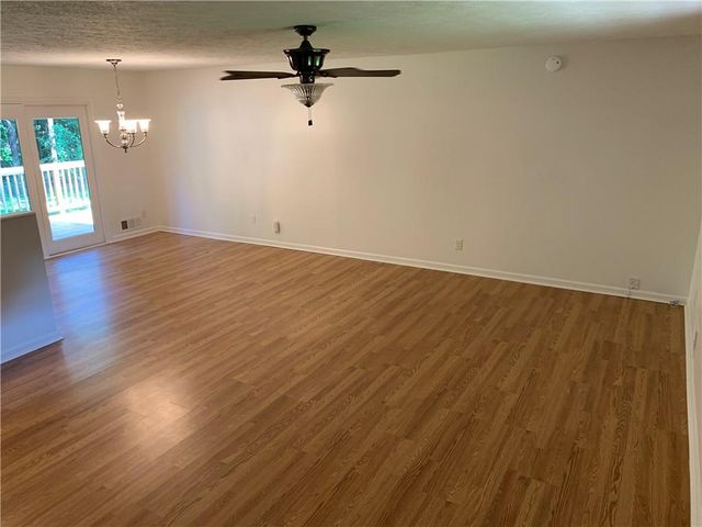 6103 Lake Lanier Heights Road, Buford, GA 30518