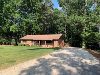 6103 Lake Lanier Heights Road, Buford, GA 30518