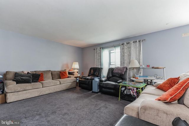 1301 IRON FORGE RD, District Heights, MD 20747