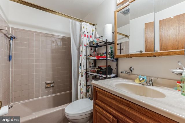 1301 IRON FORGE RD, District Heights, MD 20747