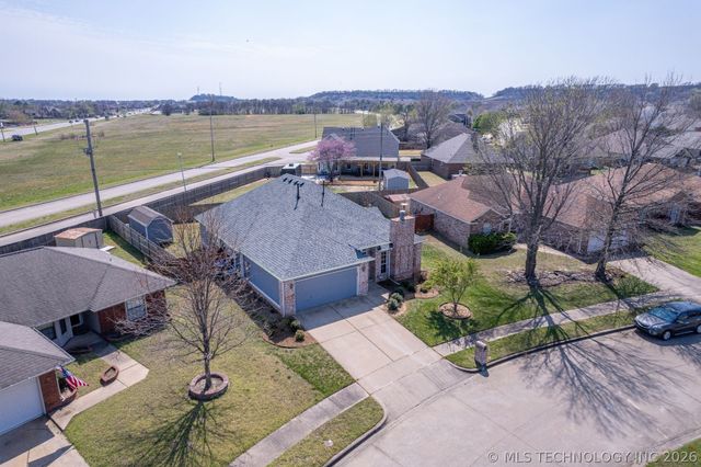 805 E Indianapolis Street, Broken Arrow, OK 74012