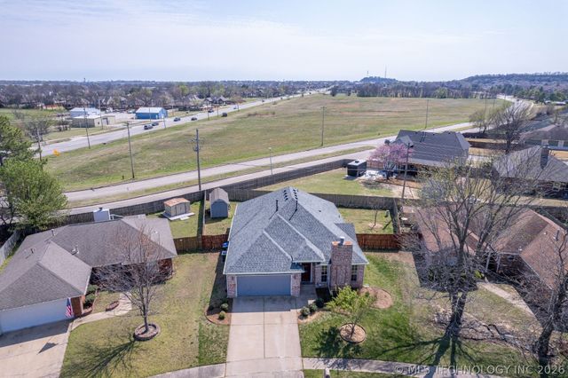 805 E Indianapolis Street, Broken Arrow, OK 74012