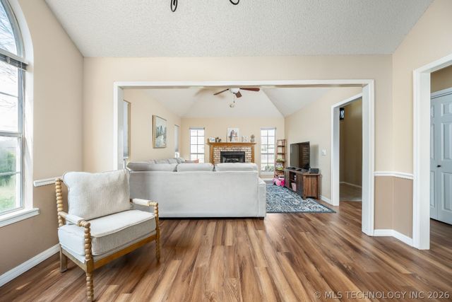 805 E Indianapolis Street, Broken Arrow, OK 74012